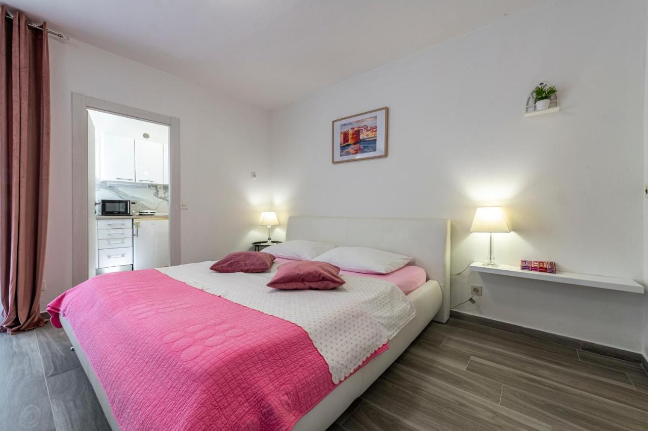 Apartments Maria Дубровник Екстериор снимка
